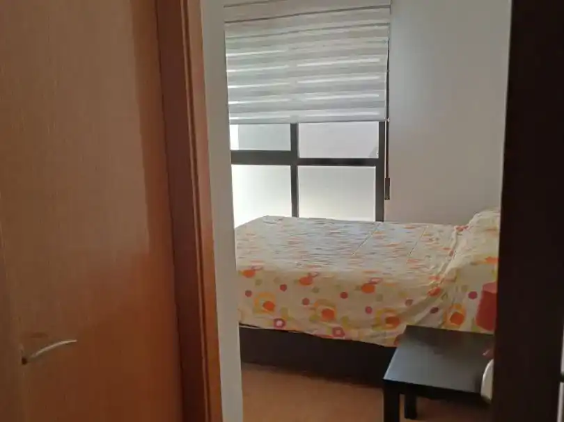 Schlafzimmer von Wohnung zur Miete in Torrevieja mit Klimaanlage und Balkon