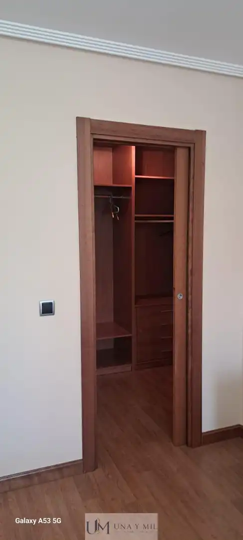 Apartamento en venta en Villares de la Reina con Calefacción, Terraza y Piscina