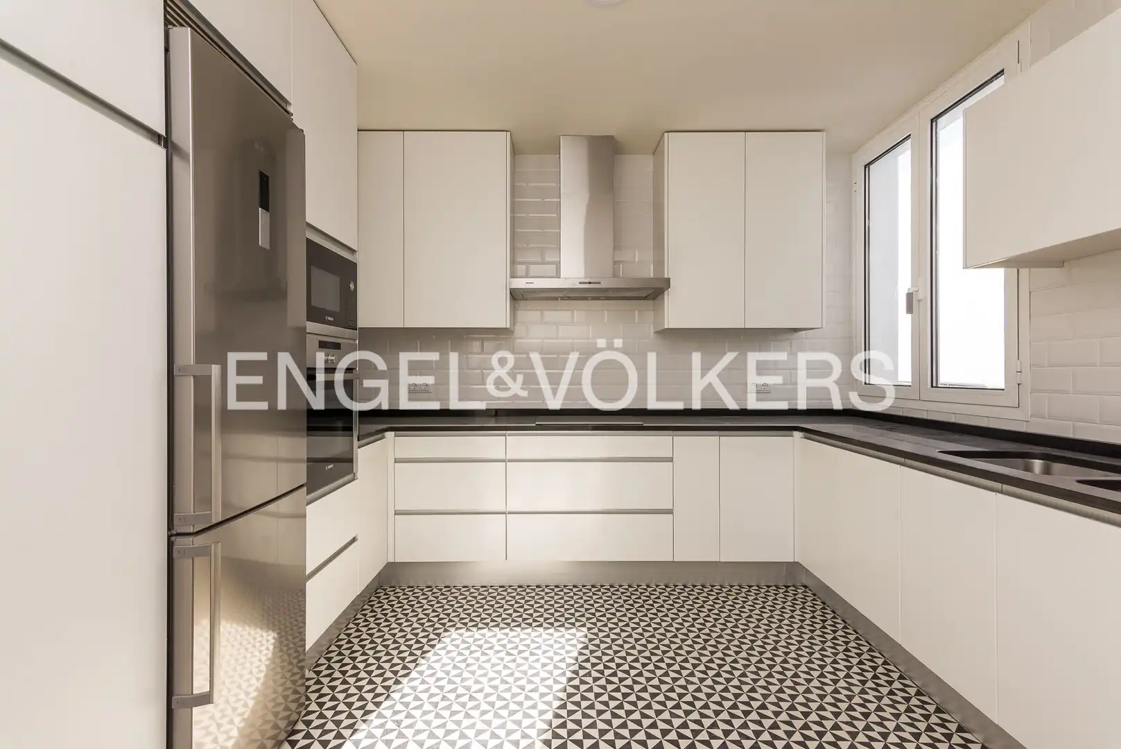 Flat with terrace to rent in Paseo del Prado, imagen 13