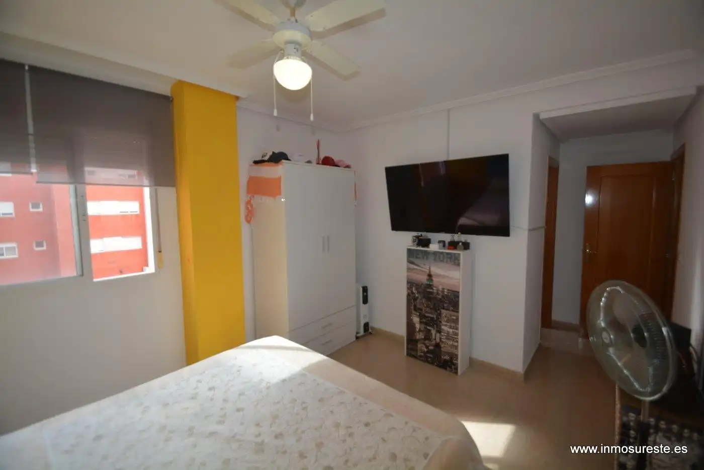 Habitación de Piso en venta en Almoradí con Amueblado, Balcón y Piscina comunitaria