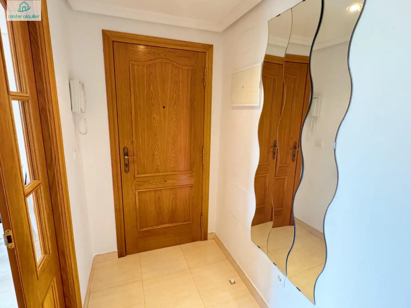 Apartamento de alquiler en El Campello con Aire acondicionado, Jardín privado y Terraza