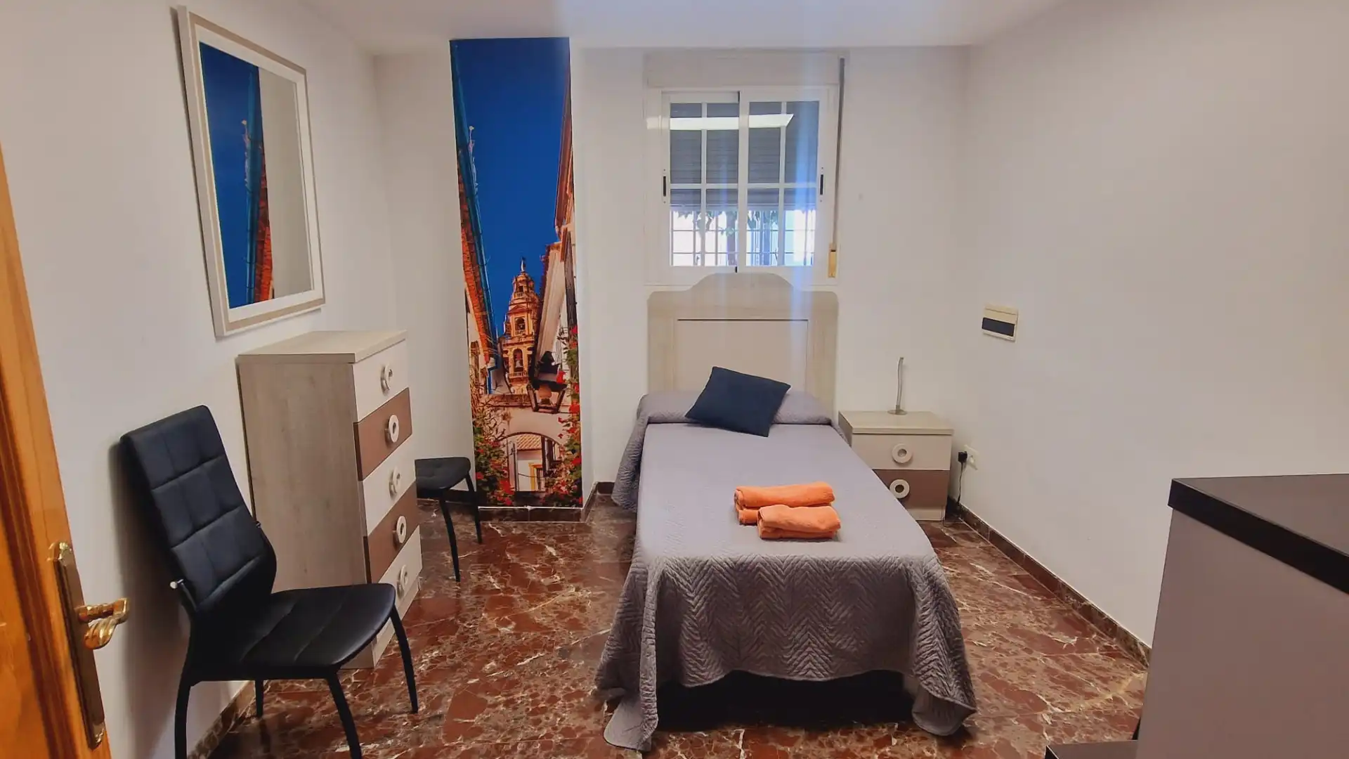 Bedroom of Flat for sale in Córdoba  with Air Conditioner, Heating and Furnished