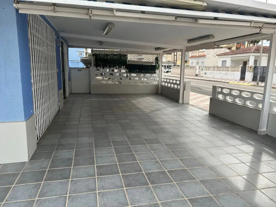 Local comercial en venda a Carrer M. Sanchis Guarner, imagen 32