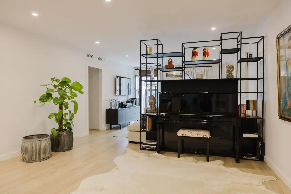Living room of Flat for sale in Málaga  with Air Conditioner, Heating and Terrace
