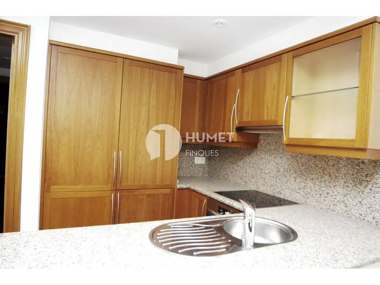 Cocina de Dúplex en venta en Sant Cugat del Vallès con Aire acondicionado, Calefacción y Jardín privado
