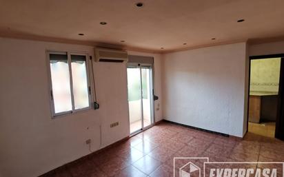 Living room of Flat for sale in  Valencia Capital  with Air Conditioner
