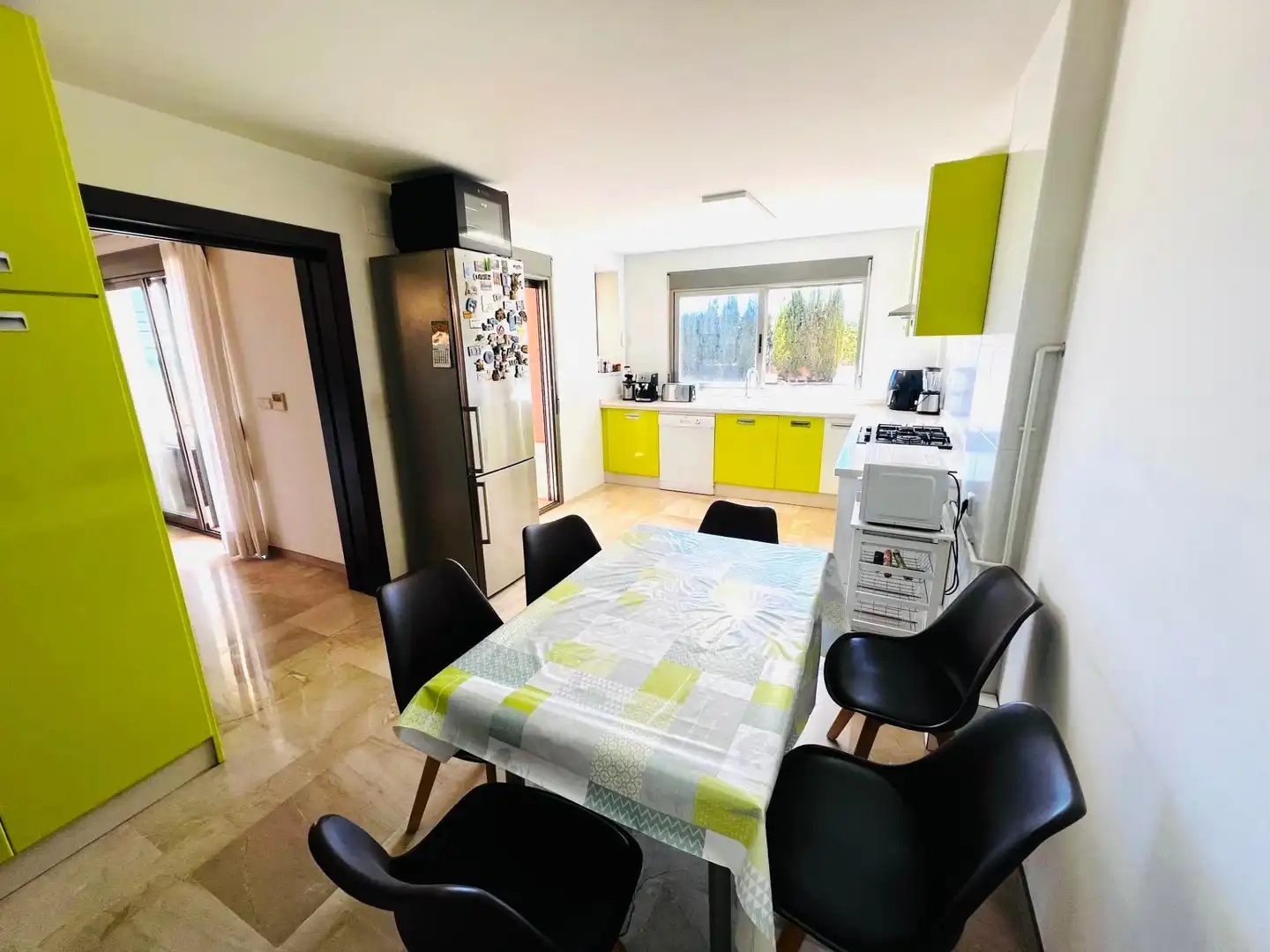 Cuina de Casa o xalet en venda en Elche / Elx amb Aire condicionat, Calefacció i Jardí privat