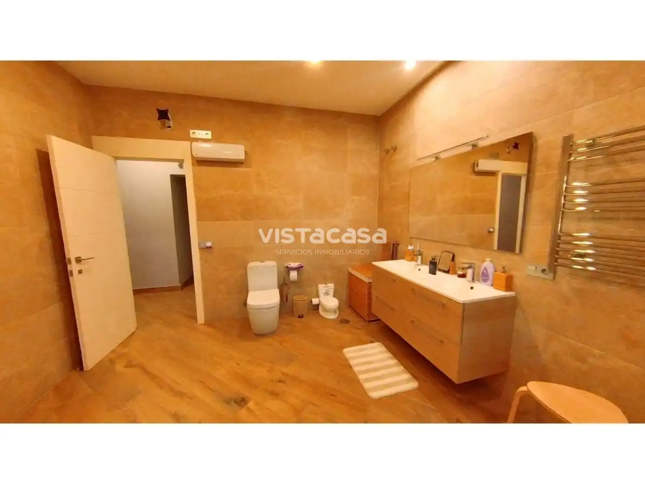 Baño de Casa o chalet en venta en Carmona con Aire acondicionado, Calefacción y Jardín privado