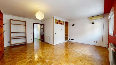 Foto 2 de Piso de alquiler en Calle de Sierra Gádor, Casco Histórico de Vallecas, Madrid Capital