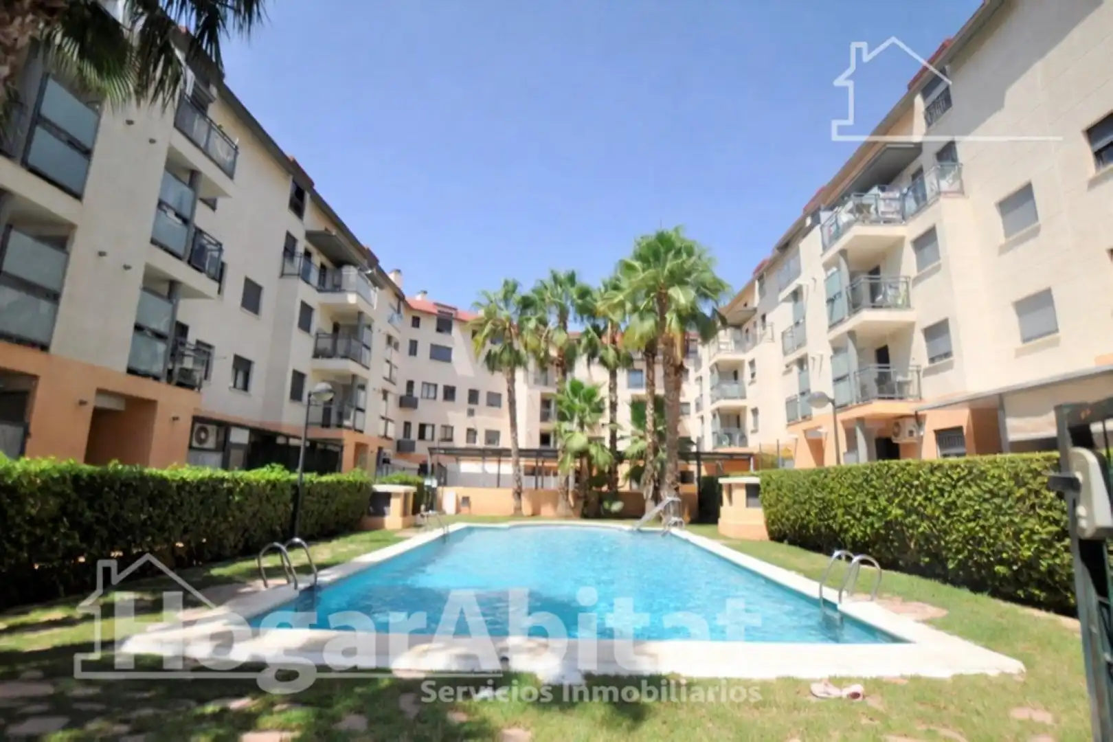Vista exterior de Ático en venta en El Puig de Santa Maria con Aire acondicionado, Calefacción y Parquet