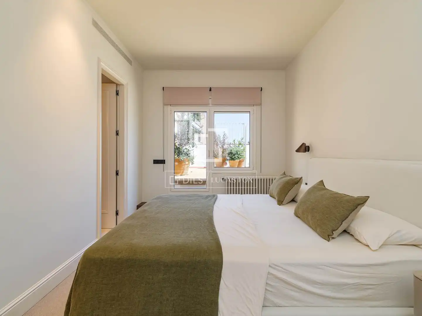 Habitación de Ático en venta en Barcelona con Aire acondicionado, Calefacción y Terraza