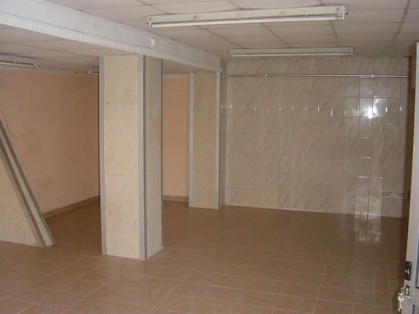 Locale commerciale in vendita a Miramar, imagen 3
