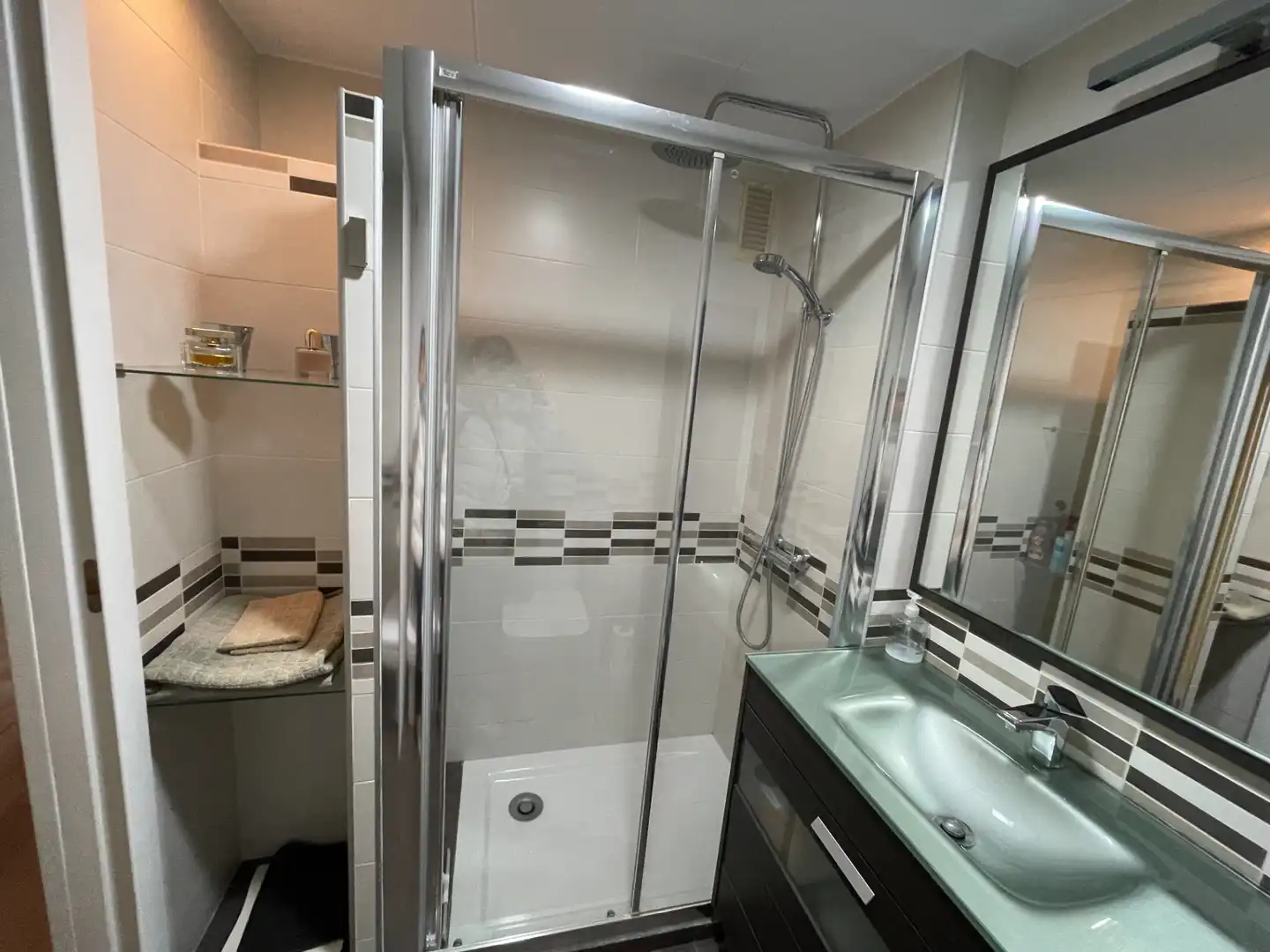 Bany de Apartament en venda en Vinyols i els Arcs amb Terrassa, Moblat i Forn