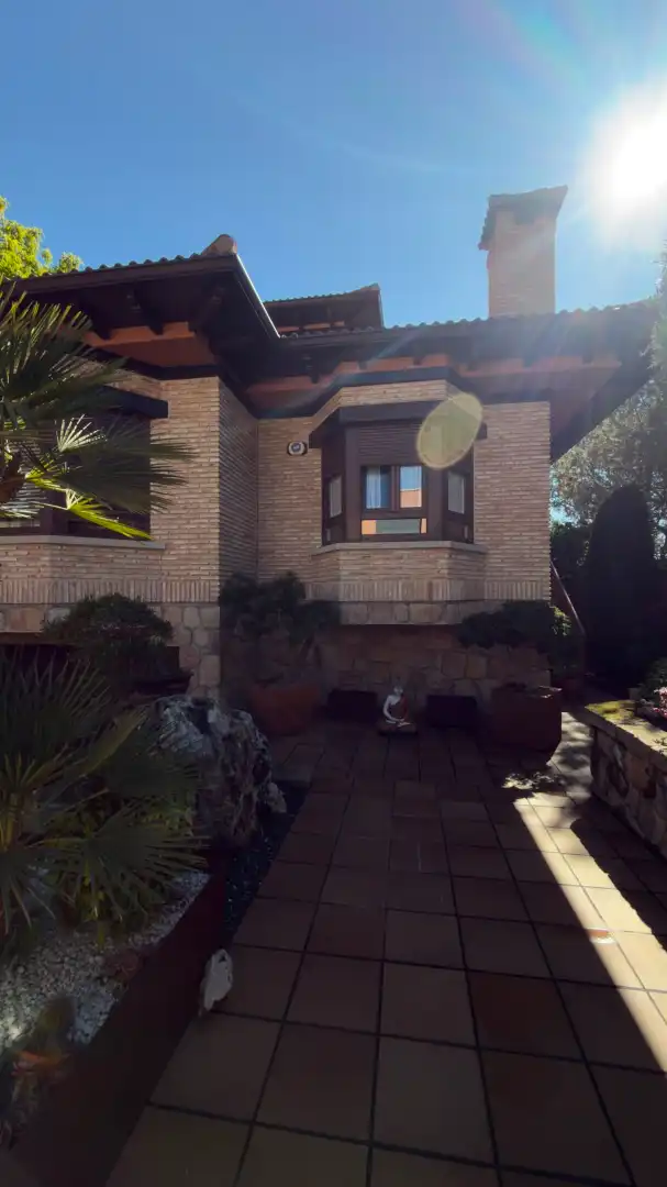 Terrassa de Casa o xalet en venda en Manzanares El Real amb Aire condicionat, Calefacció i Jardí privat