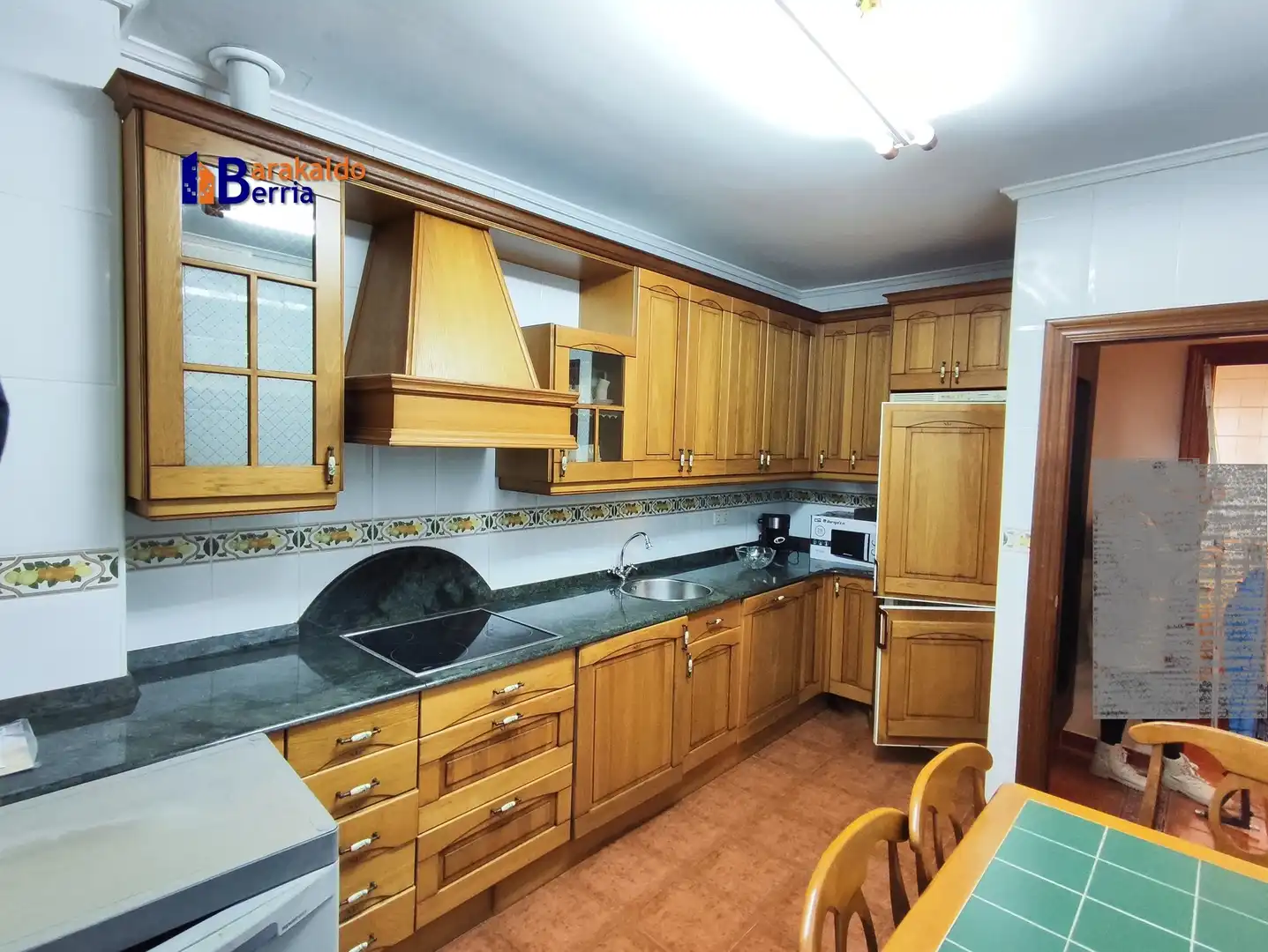 Cocina de Piso en venta en Sestao  con Amueblado, Horno y Lavadora
