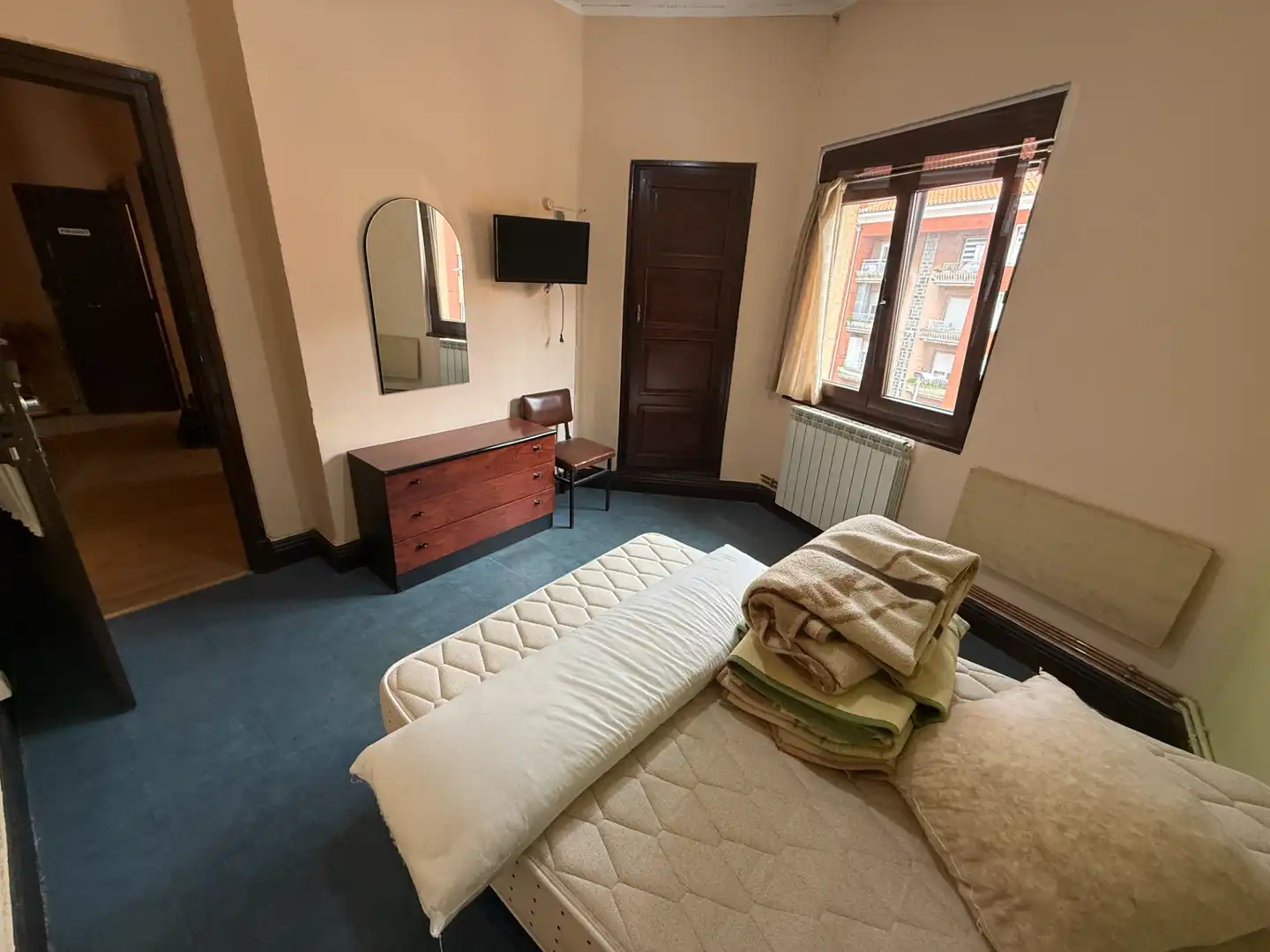 Dormitori de Edifici en venda en Avilés