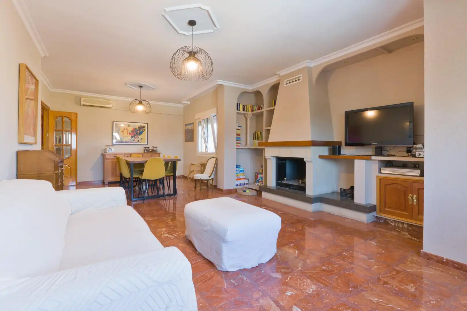 Sala de estar de Casa o chalet en venta en Cájar con Aire acondicionado, Calefacción y Jardín privado