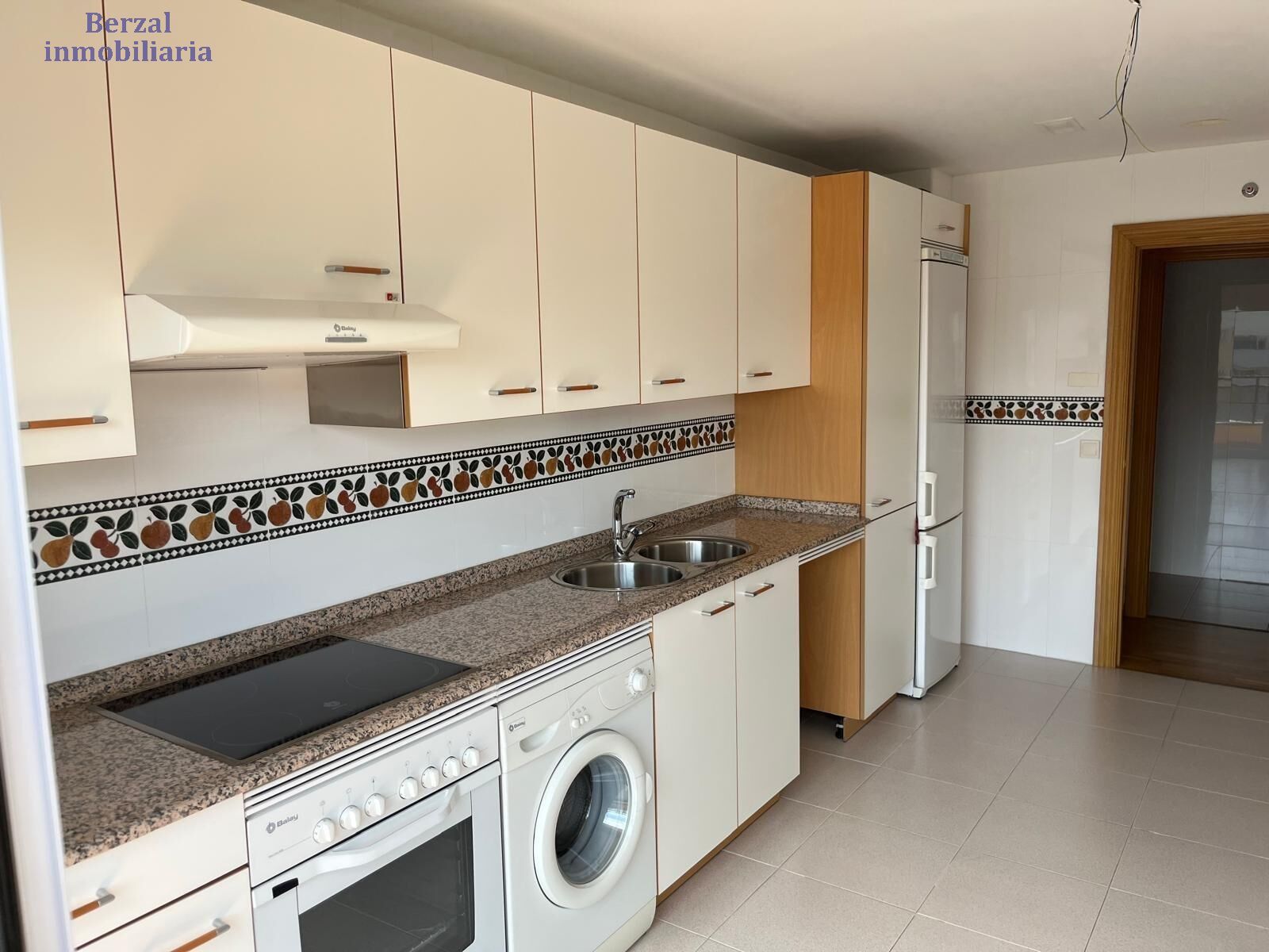 Kitchen of Flat for sale in  Logroño  with Heating, Terrace and Storage room