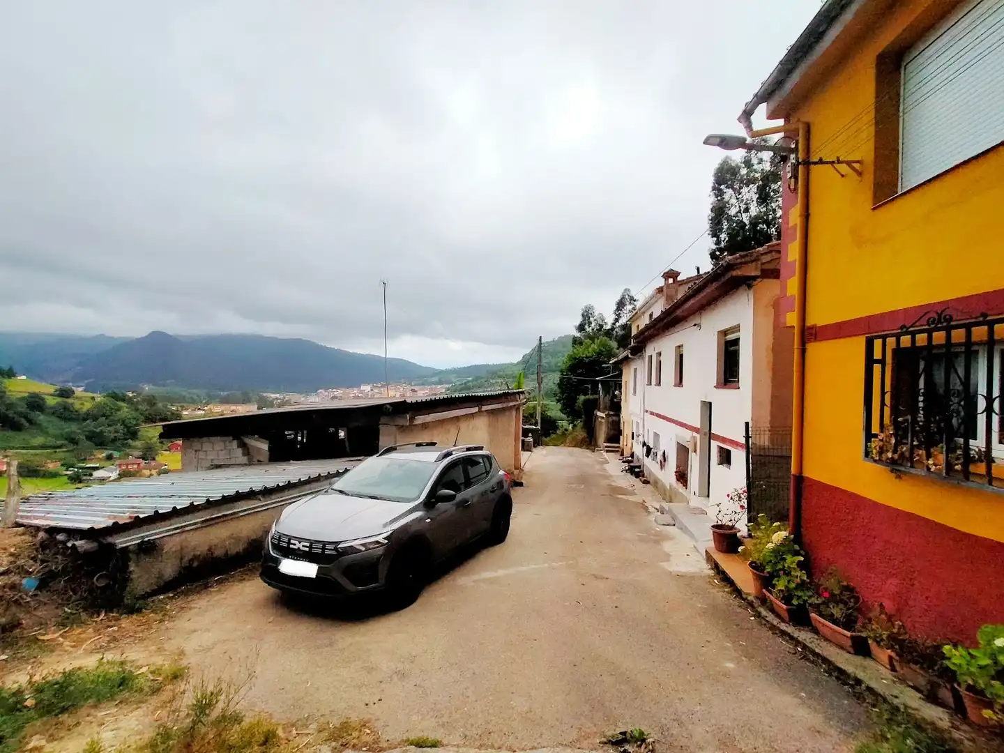 Parkplatz von Country house zum Verkauf in Pravia mit Heizung und Abstellraum