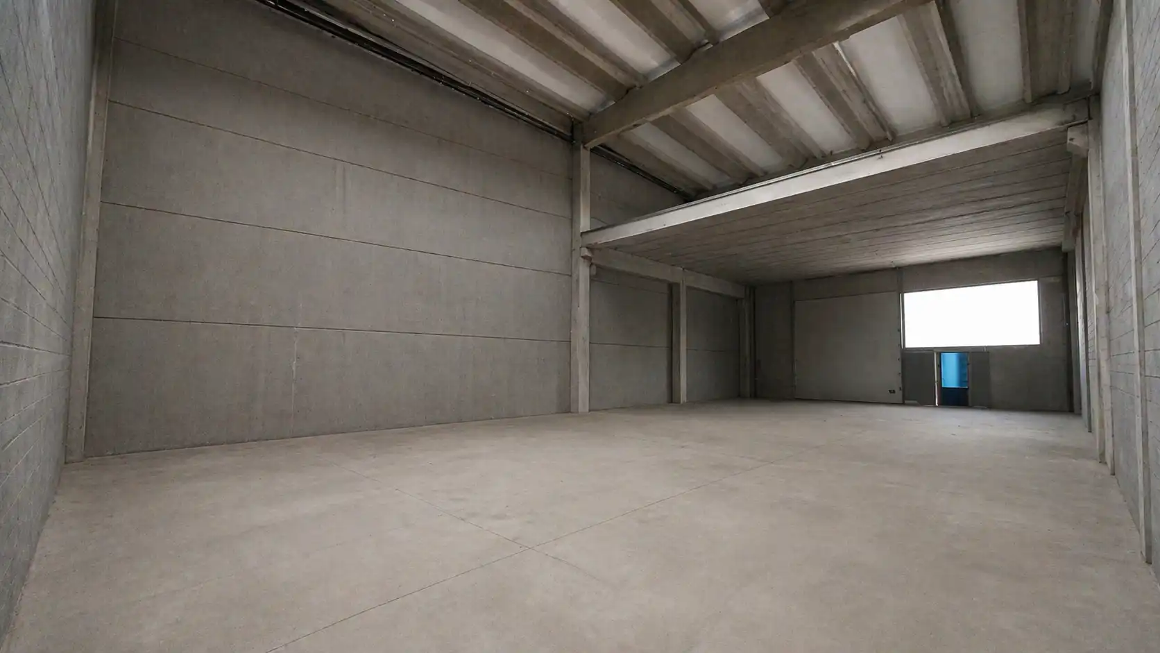 Fabrikhallen zum Verkauf in Santa Maria de Palautordera