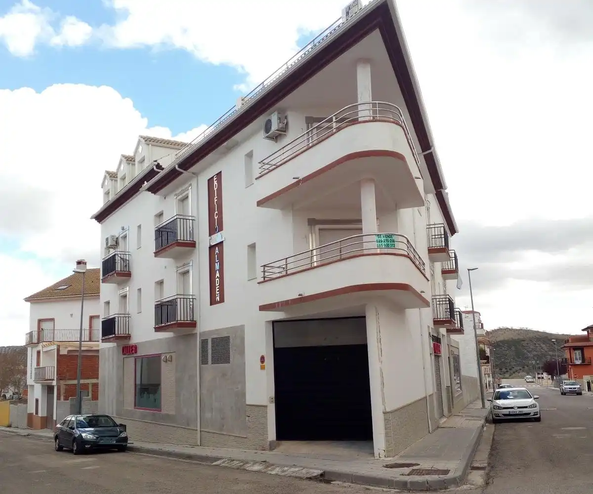 Aparcament en venda a Calle Historiador Tomas Quesada 11