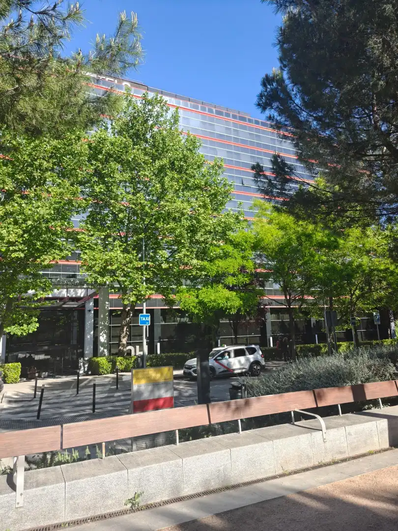 Vista exterior de Pis en venda en Madrid amb Aire condicionat, Calefacció i Terrassa
