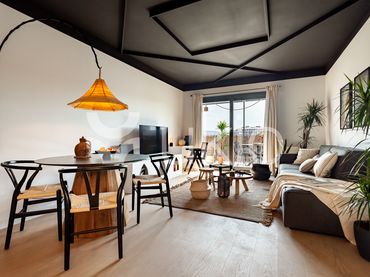 Apartament amb piscina de lloguer a Carrer d'Àlaba