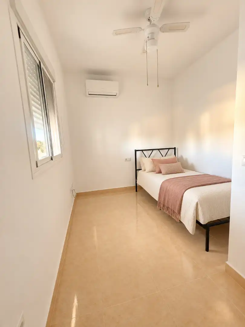 Country house with garden to rent in Calle Alhaurín de la Torre 9, imagen 4
