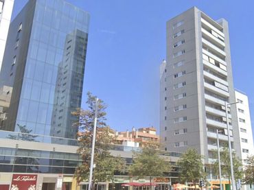 Oficina amb ascensor de lloguer a Parc Central