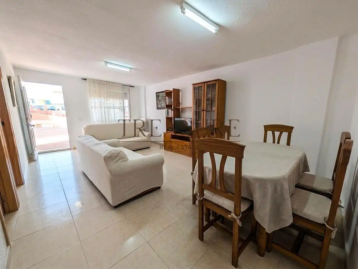 Sala d'estar de Planta baixa en venda en La Manga del Mar Menor amb Moblat