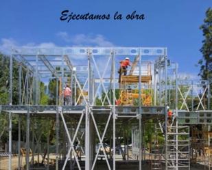 Vista exterior de Casa o xalet en venda en Santander amb Terrassa, Piscina i Balcó