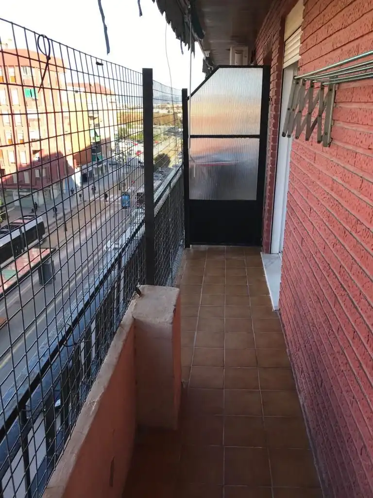 Flat for rent in Carrer de Pere Cabanes, 56, Torrefiel
