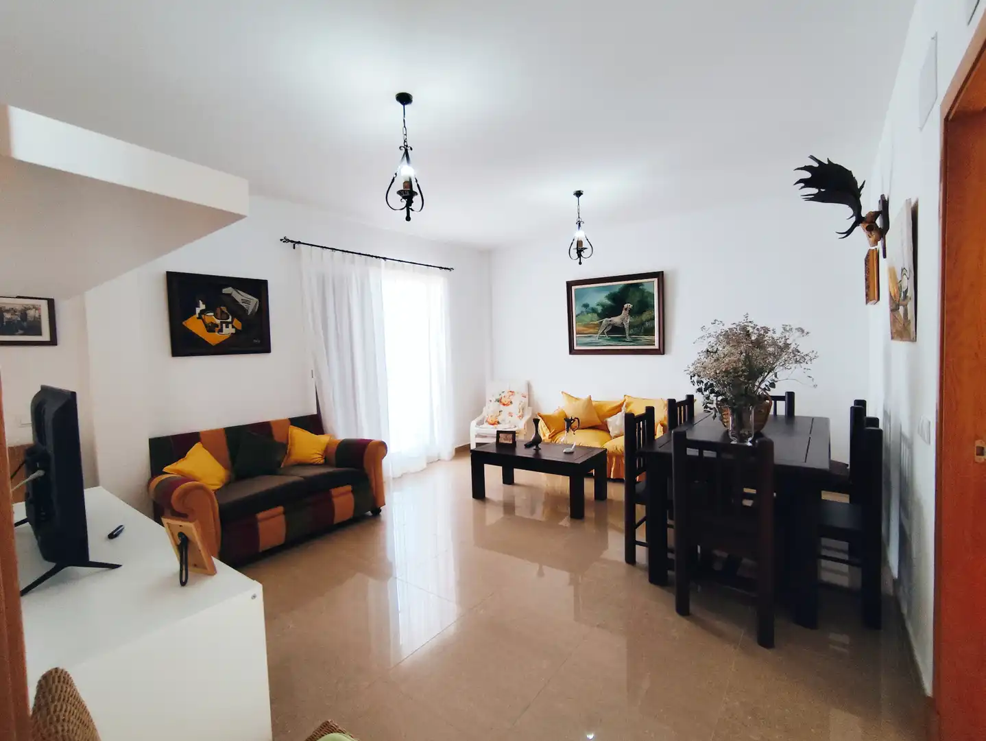 Sala de estar de Casa o chalet de alquiler en Sanlúcar de Barrameda con Terraza, Piscina y Amueblado