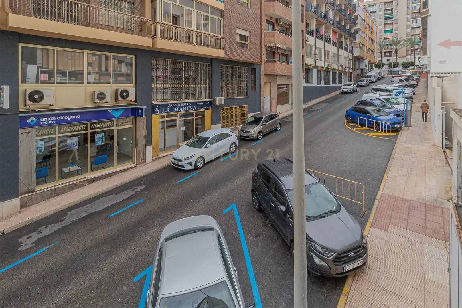 Parking de Apartamento en venta en Calpe / Calp con Aire acondicionado, Trastero y Piscina comunitaria