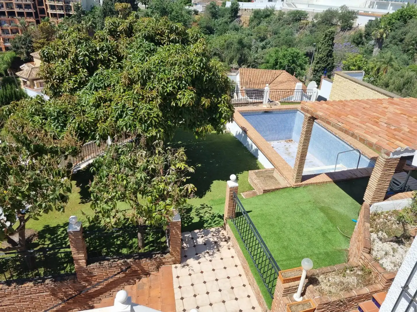 Jardí de Casa o xalet en venda en Fuengirola amb Jardí privat, Terrassa i Traster