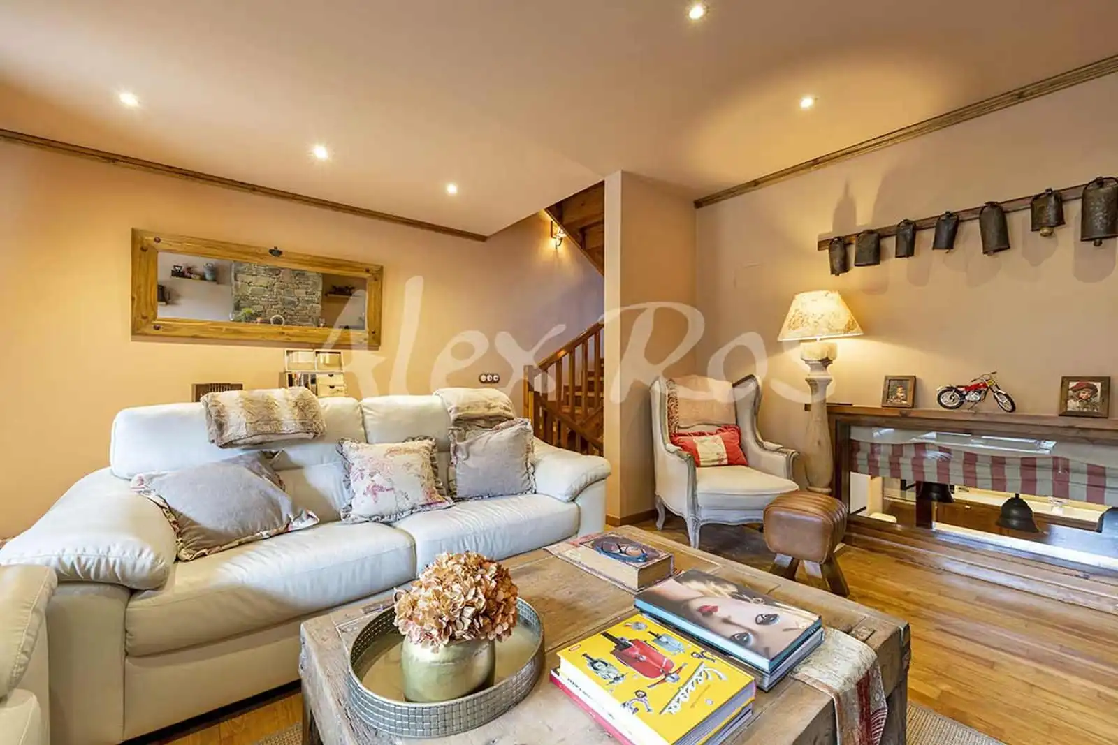 Living room of Houses for sale in Urús  with Heating, Private garden and Terrace