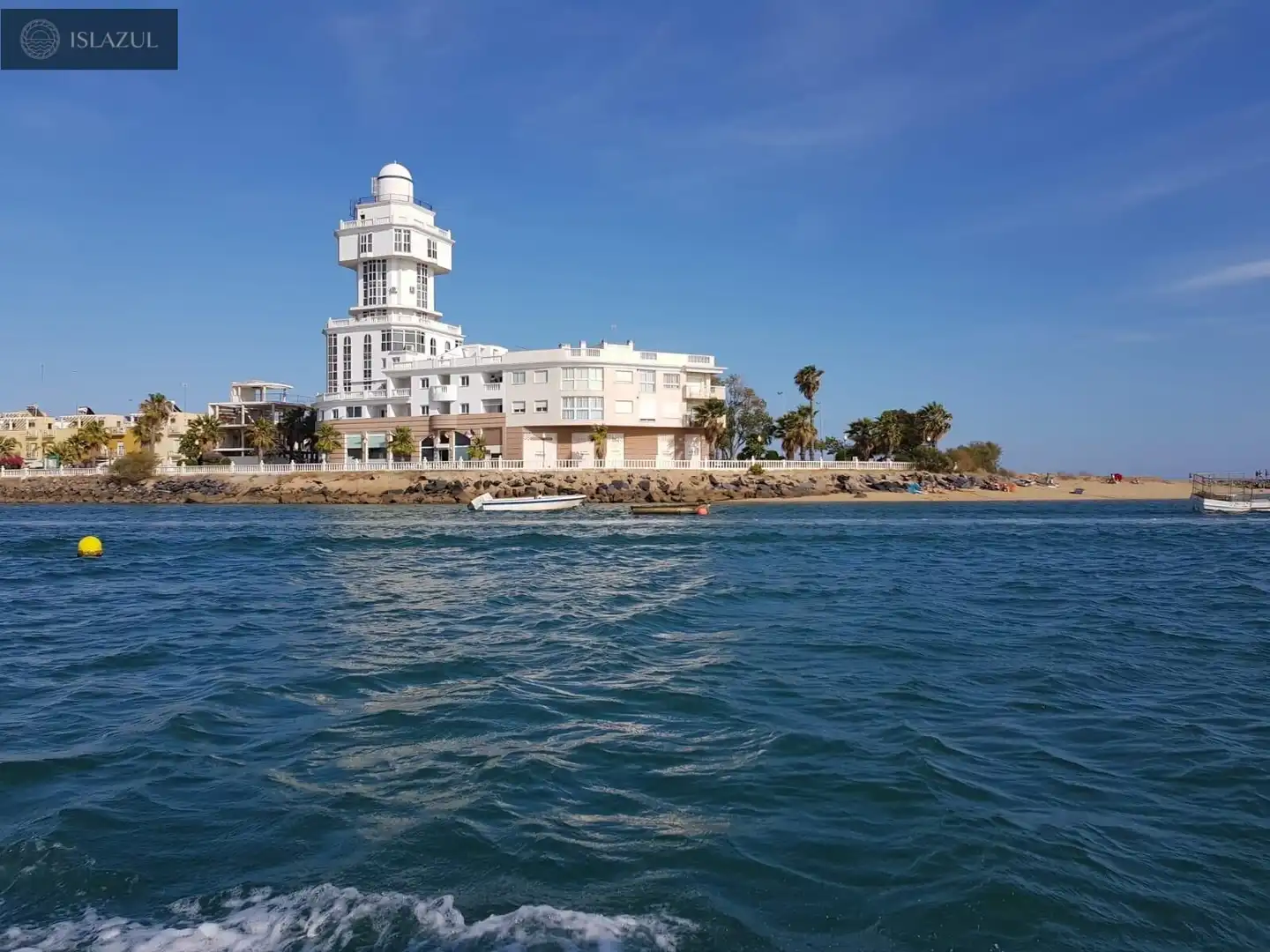 Außenansicht von Einfamilien-Reihenhaus zum Verkauf in Isla Cristina mit Terrasse, Abstellraum und Möbliert