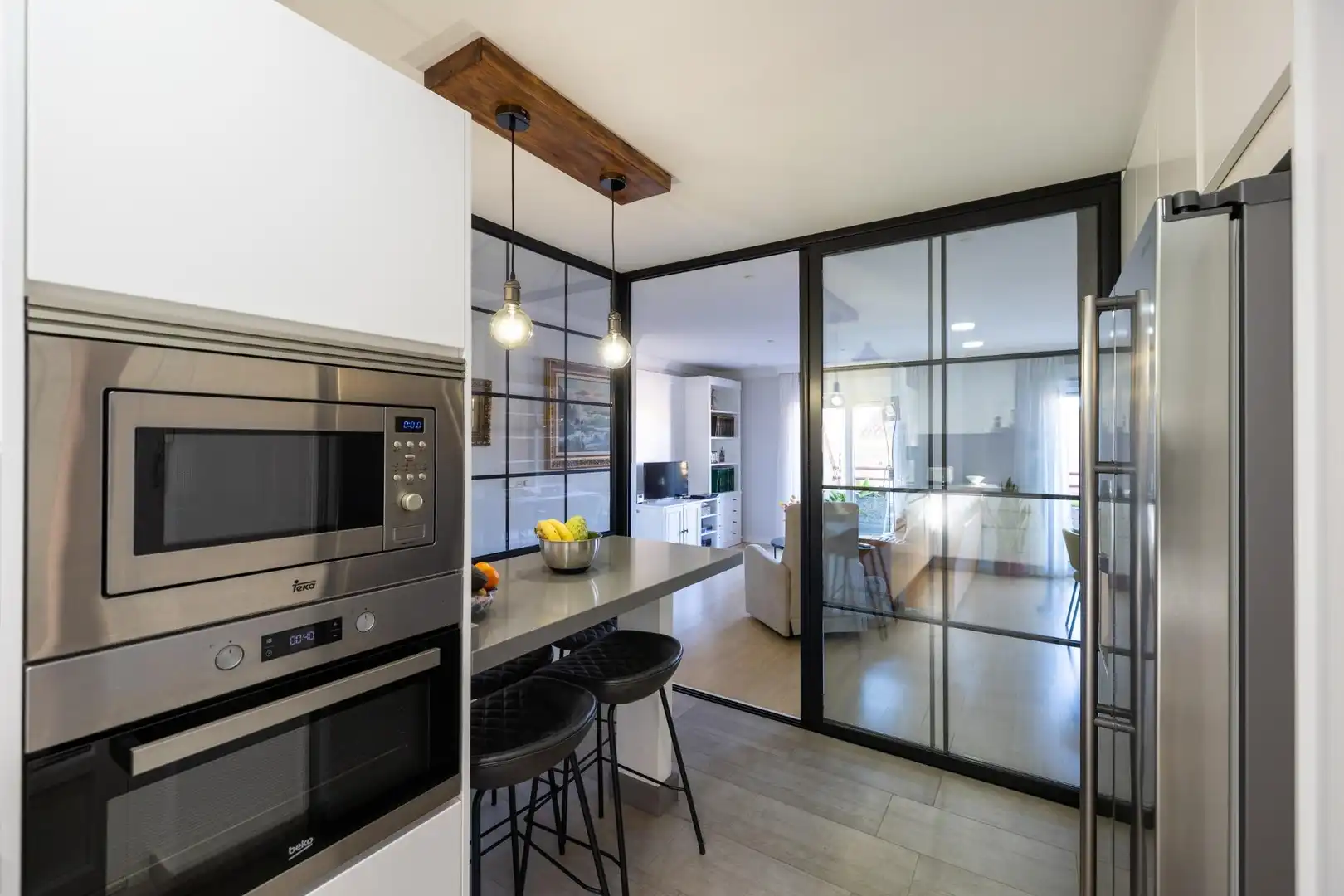 Küche von Dachboden zum Verkauf in Granada mit Terrasse