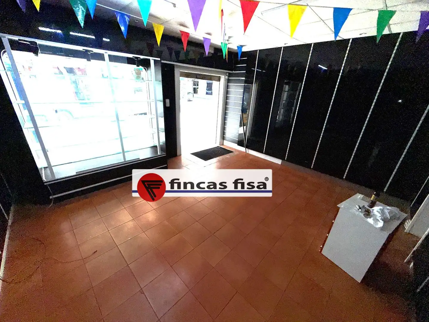 Local comercial de lloguer a Centre - Nucli Antic, imagen 2