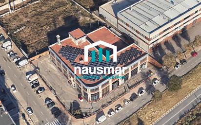 Vista exterior de Nau industrial en venda en Mataró