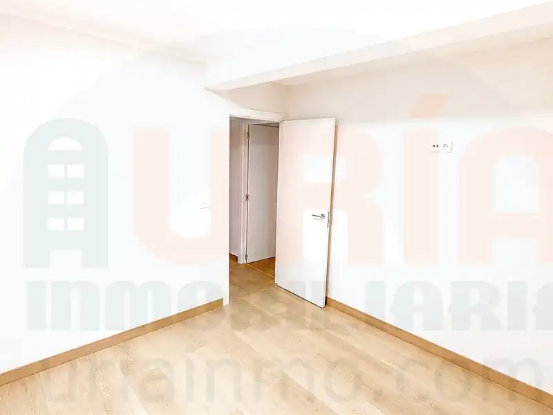 Wohnung zur Miete in Oviedo 