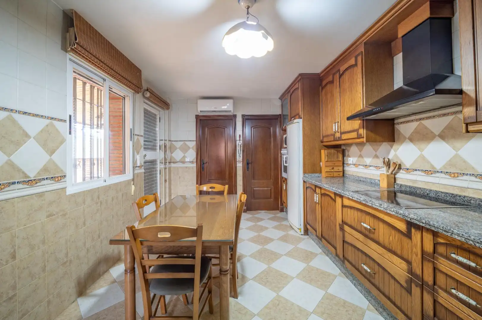 Cocina de Casa o chalet en venta en Vegas del Genil