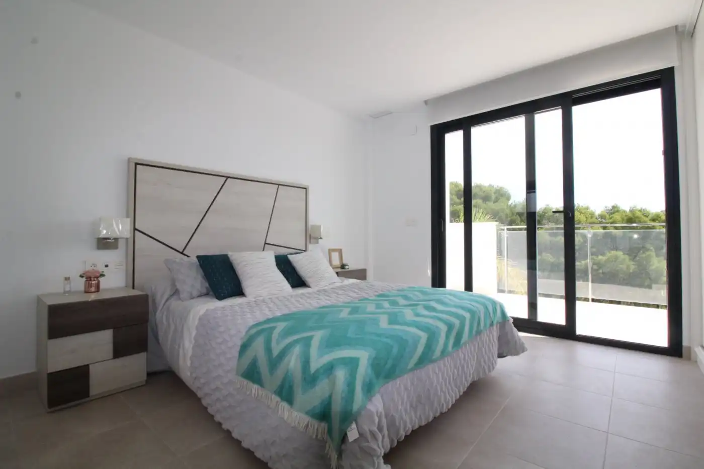 Habitación de Casa o chalet en venta en La Nucia con Aire acondicionado, Calefacción y Jardín privado
