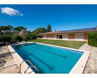 Jardí de Casa o xalet de lloguer en Matadepera amb Piscina