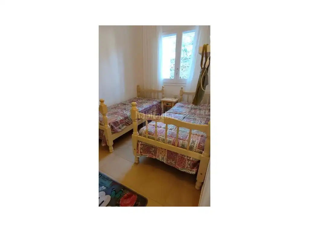 Dormitori de Apartament de lloguer en Castell d'Aro, Platja d'Aro i s'Agaró amb Piscina i Moblat