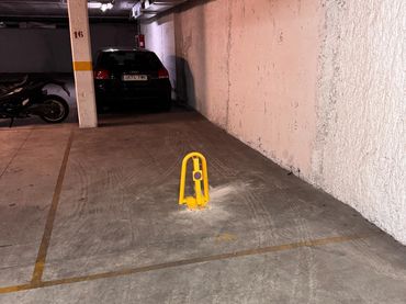 Einzelparkplatz zur Miete in Vallpineda - Santa Bárbara
