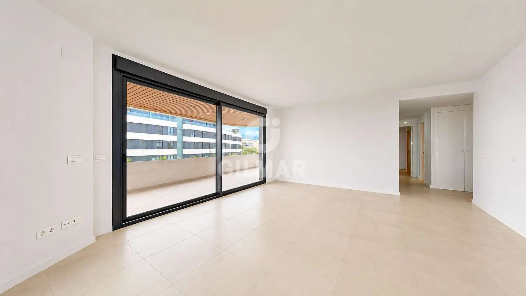 Habitación de Piso en venta en Torremolinos con Calefacción, Jardín privado y Trastero