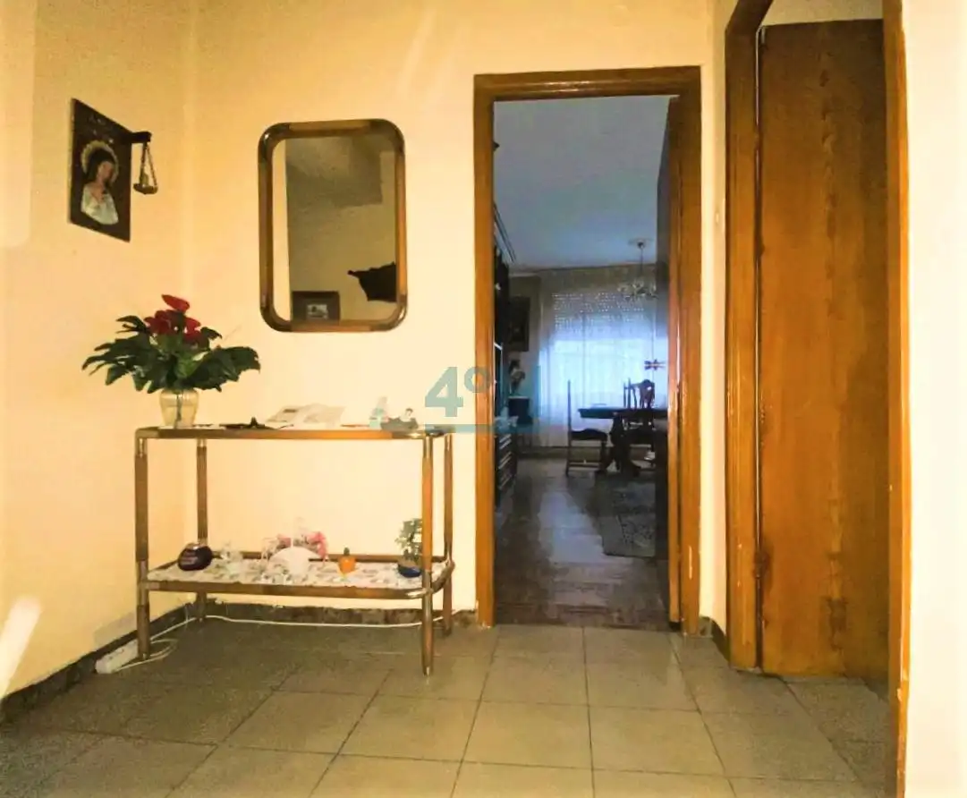 Haus oder Chalet zum Verkauf in Ourense Capital  mit Heizung, Privatgarten und Abstellraum