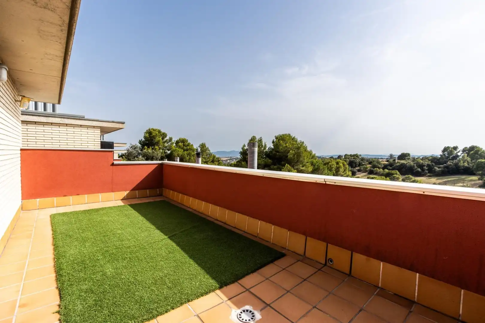 Casa con terraza en venta en Sentmenat, imagen 2