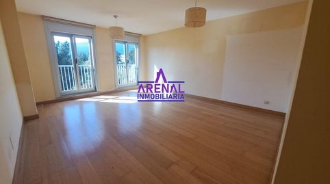 Foto 3 de Apartament en venda a Calle Alexandre Boveda, A Pobra do Caramiñal, A Coruña